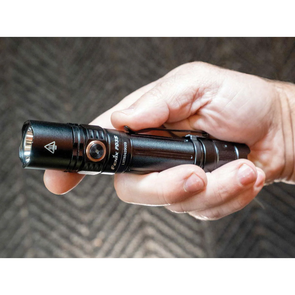 Fenix PD35 V3 1700 Lumens LED Flashlight - Image 3