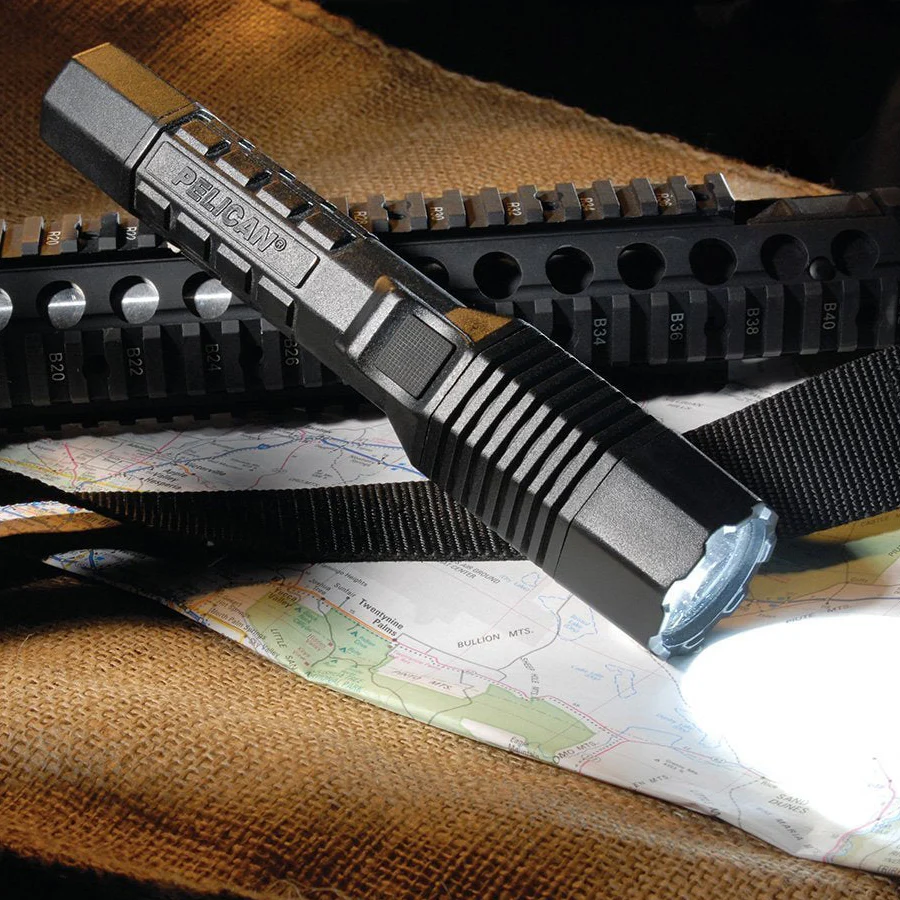 Pelican 7060 Tactical Flashlight Rechargeable - Image 3