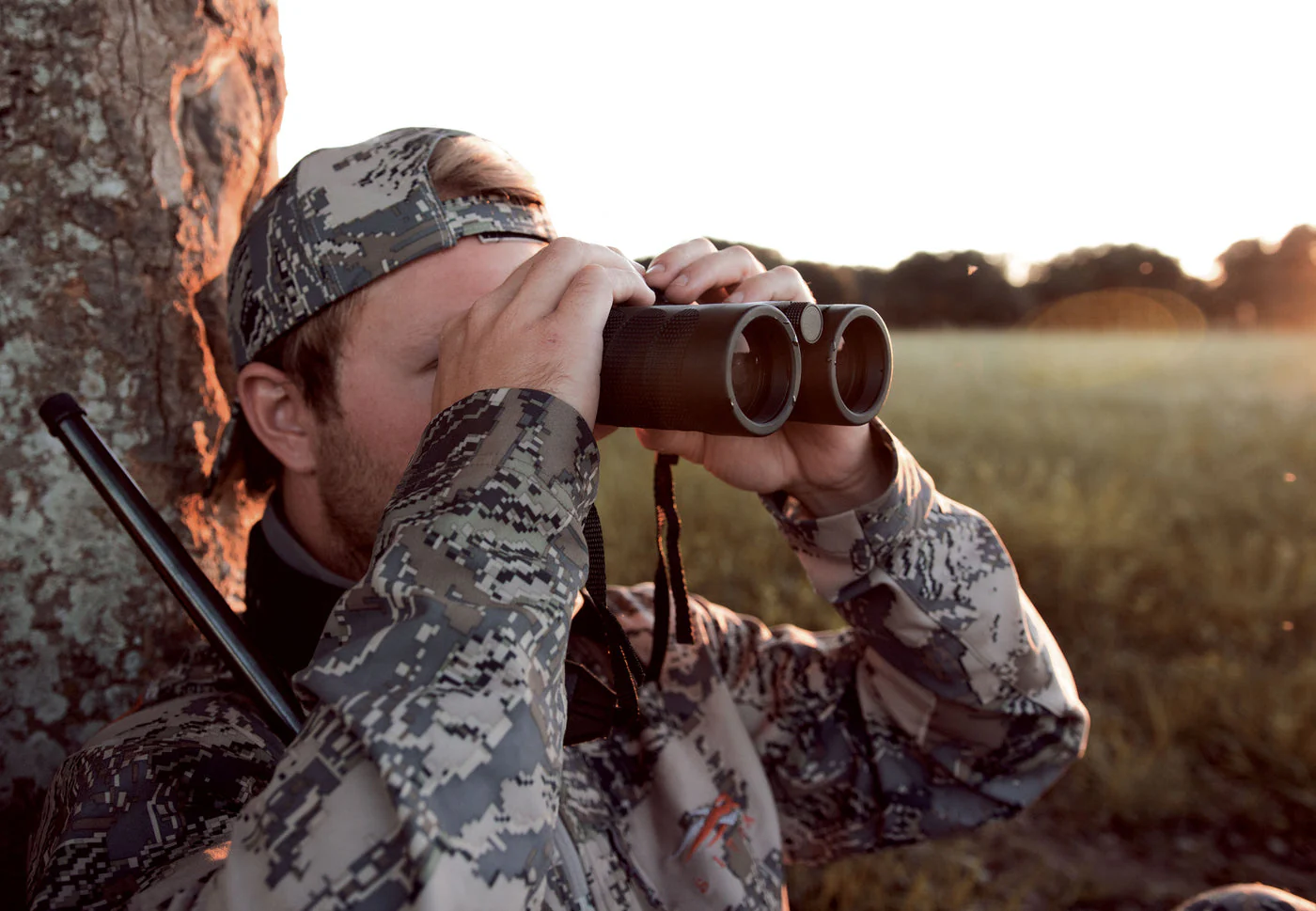 Sightmark Solitude 10x42 Binoculars - Image 11